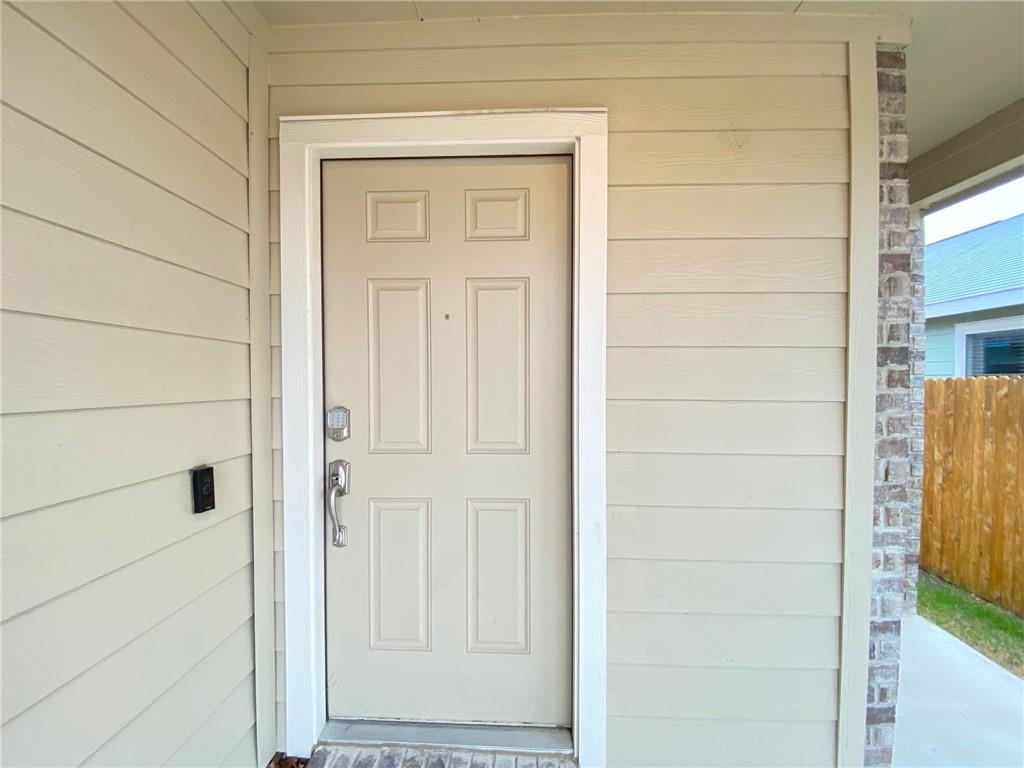 529 Greatest Gift Way Jarrell, TX 76537 - Photo 2 of 22