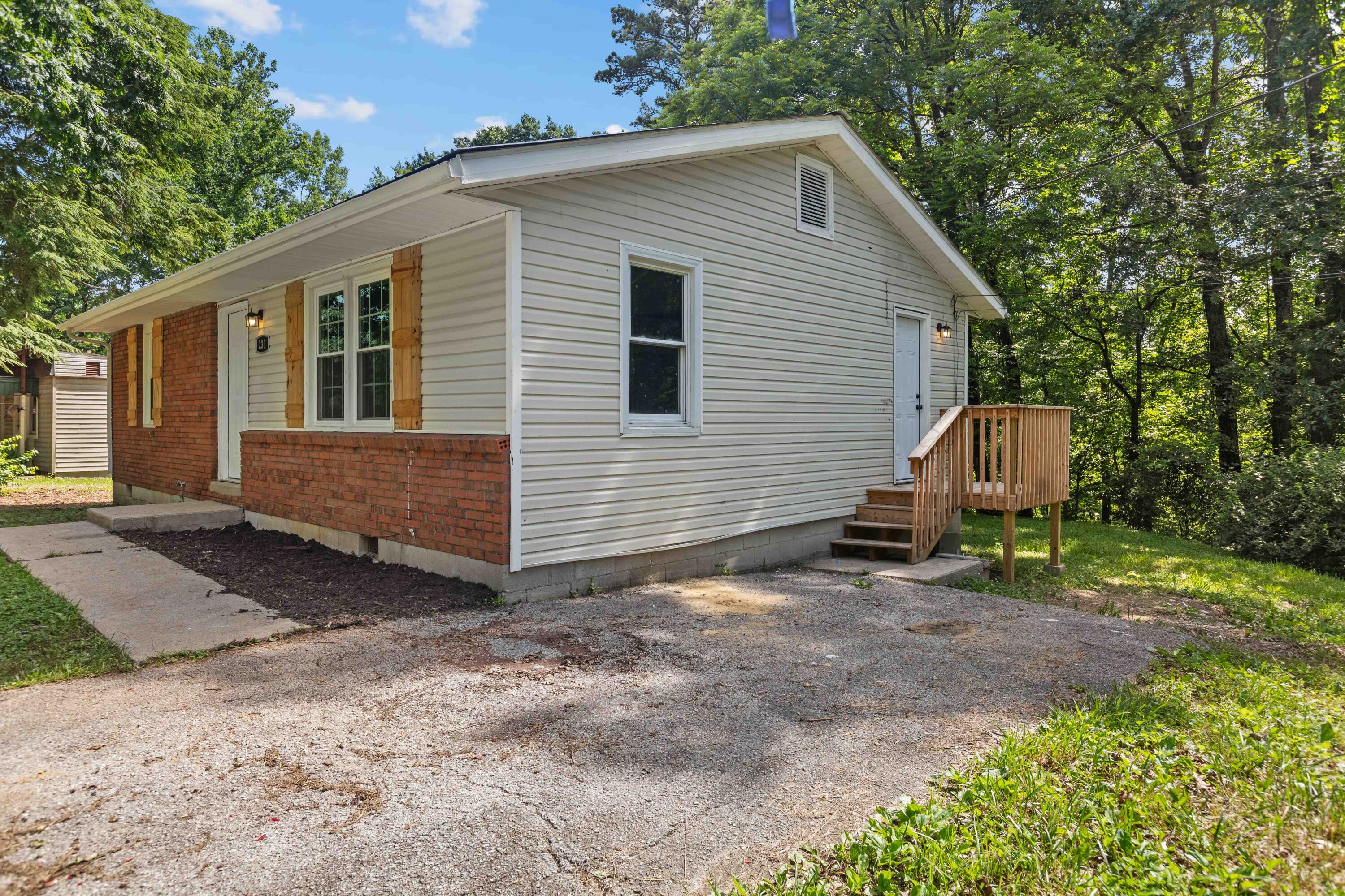 231 Sowder Lane London, KY 40741 - Photo 13 of 14 Side Yard