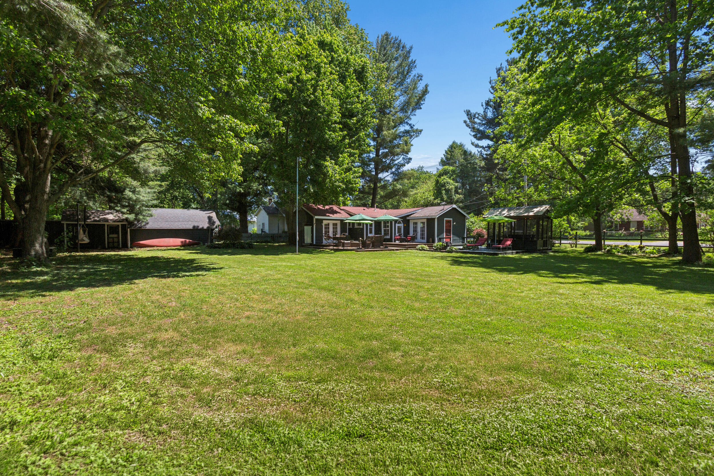 3779 West Glendora Road New Troy, MI 49128 - Photo 27 of 40 25