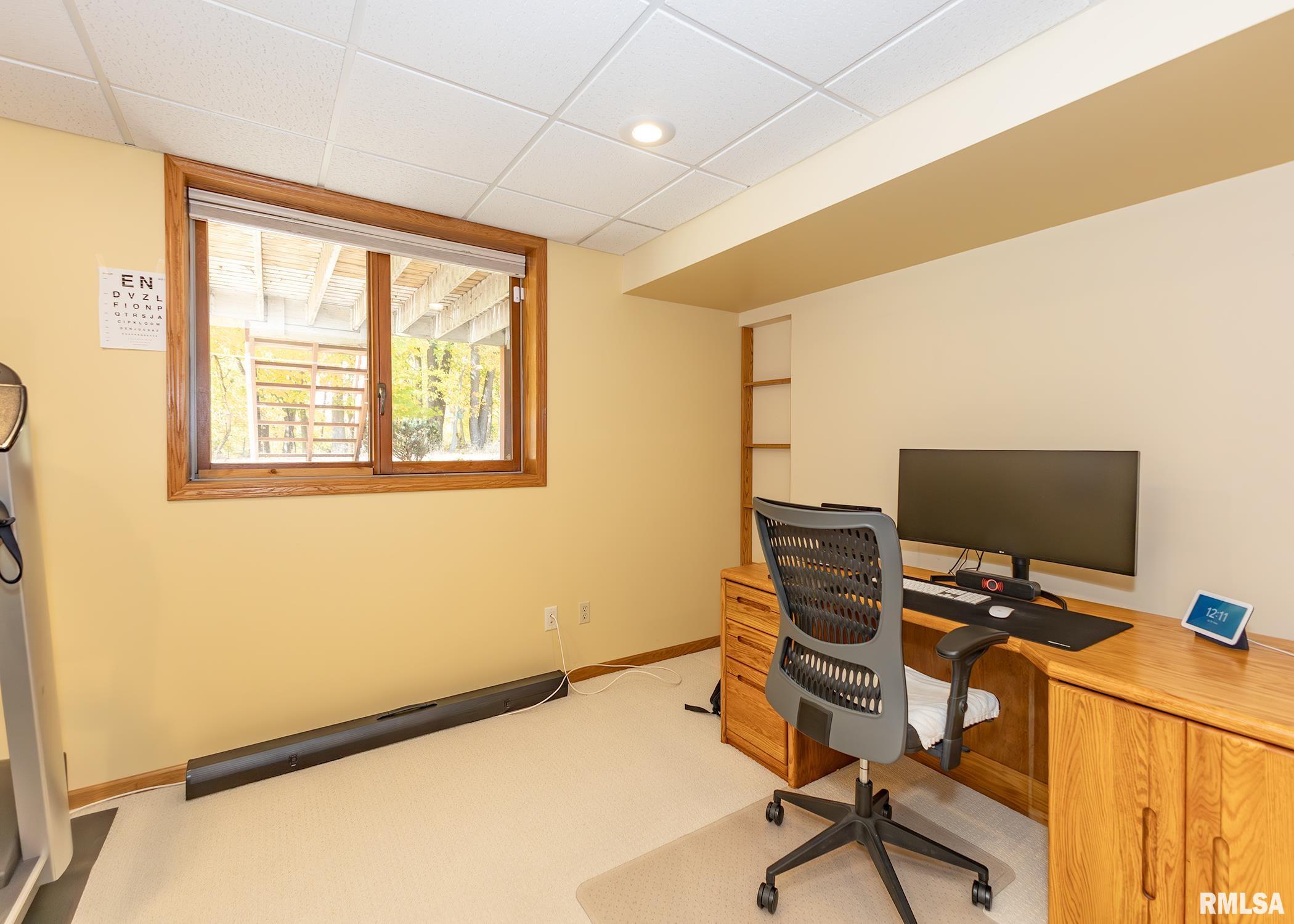 1605 53rd Street Moline, IL 61265 - Photo 23 of 31