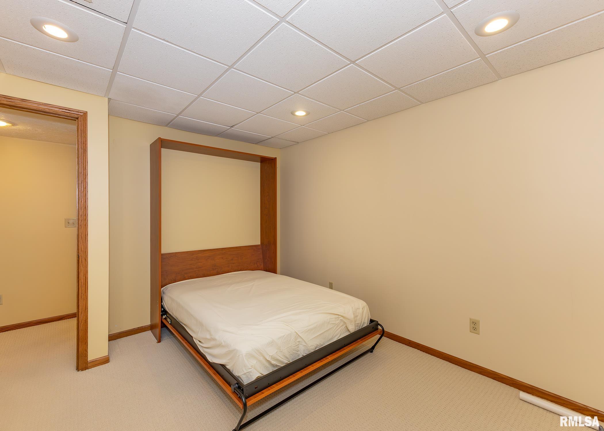 1605 53rd Street Moline, IL 61265 - Photo 25 of 31