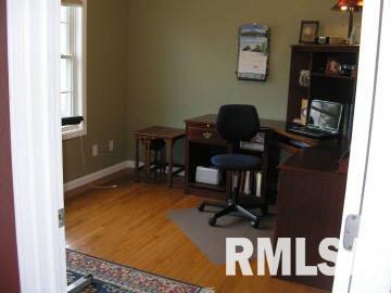 1306 Rae Lane Carterville, IL 62918 - Photo 12 of 14 Gallery Image 12