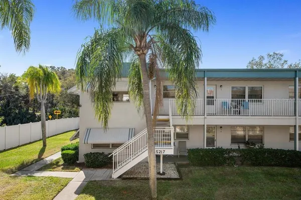 $1,595 | 5217 81st Street North, Unit 14, St. Petersburg, FL 33709