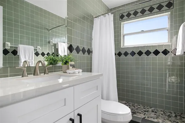 $1,595 | 5217 81st Street North, Unit 14, St. Petersburg, FL 33709