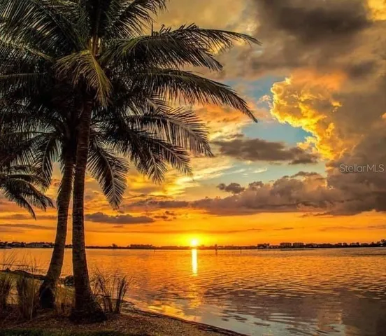 $1,695 | 5217 81st Street North, Unit 14, St. Petersburg, FL 33709