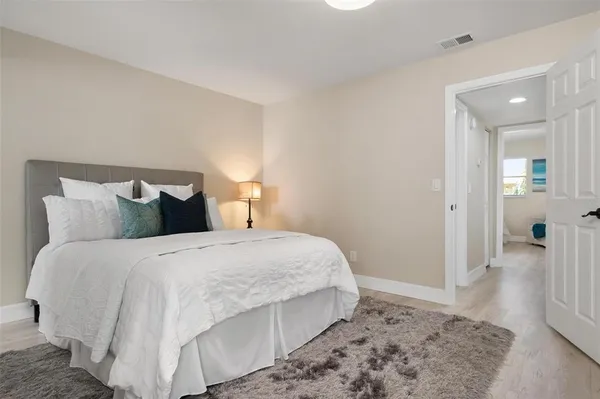 $1,595 | 5217 81st Street North, Unit 14, St. Petersburg, FL 33709