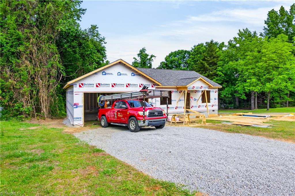 391 Needmore Road Carthage, NC 28327 - Photo 3 of 22