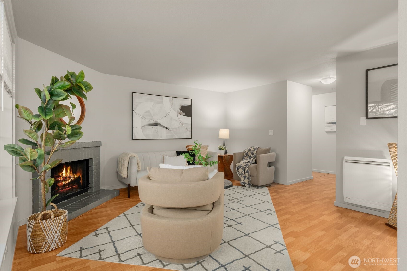 12404 East Gibson Road, Unit J105 Everett, WA 98204 - Photo 5 of 29