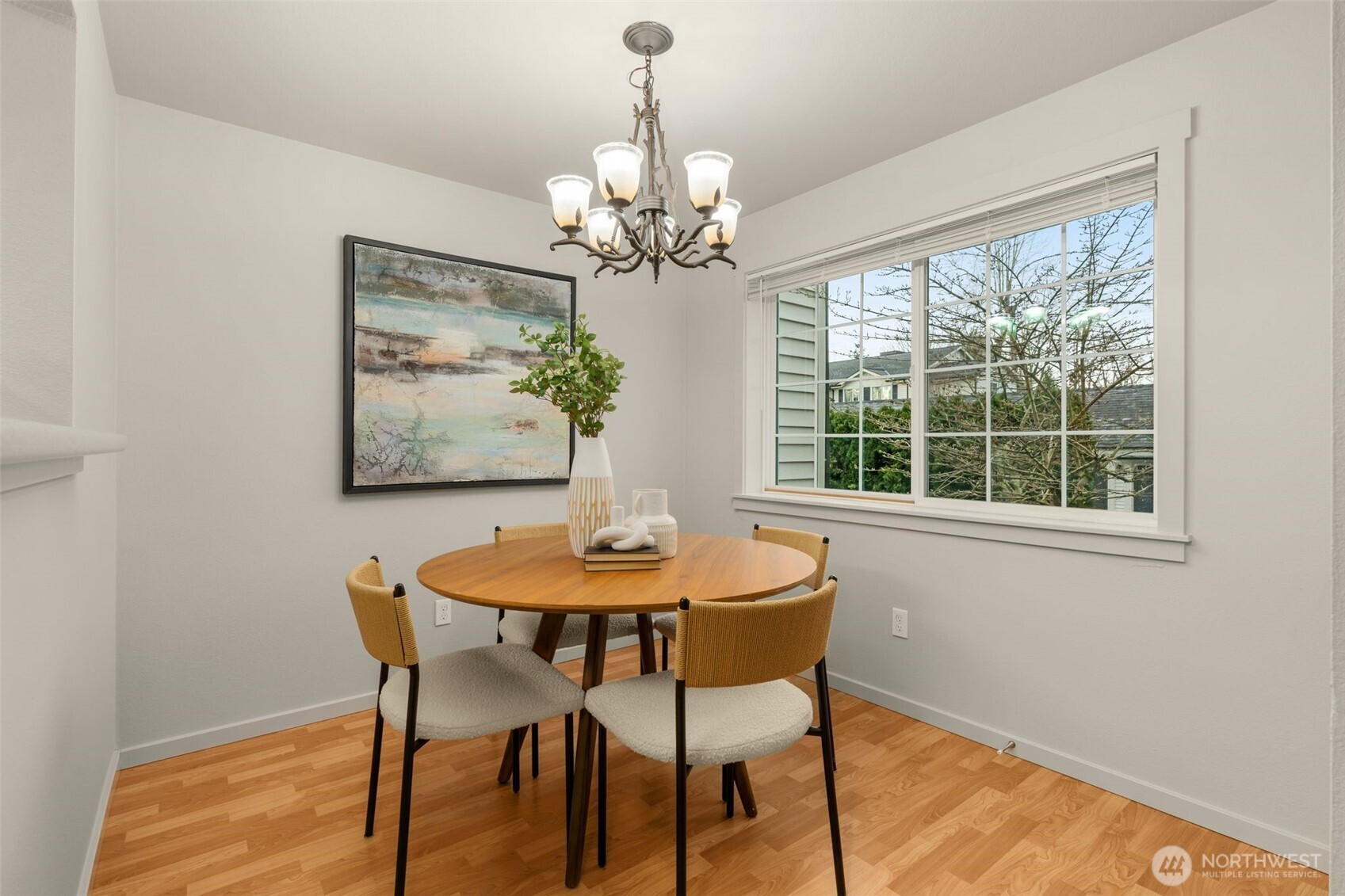 12404 East Gibson Road, Unit J105 Everett, WA 98204 - Photo 7 of 29