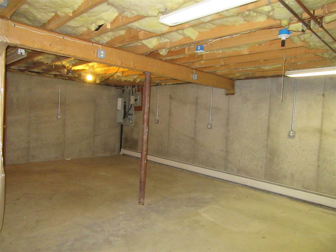 180 Back Road Dover, NH 03820 - Photo 26 of 36