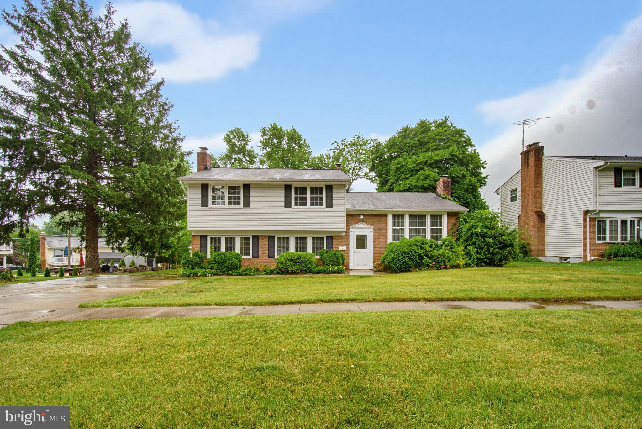 239 East Timonium Road Lutherville-Timonium, MD 21093 - Photo 2 of 44