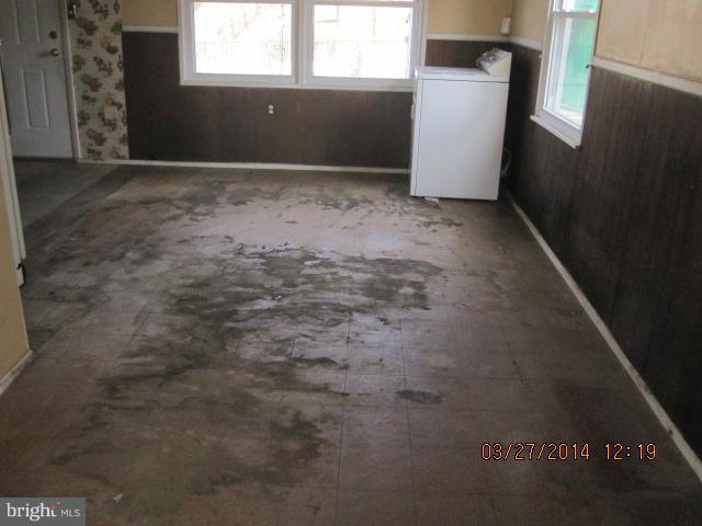 7222 Sindall Road Baltimore, MD 21234 - Photo 2 of 10 Dining Room