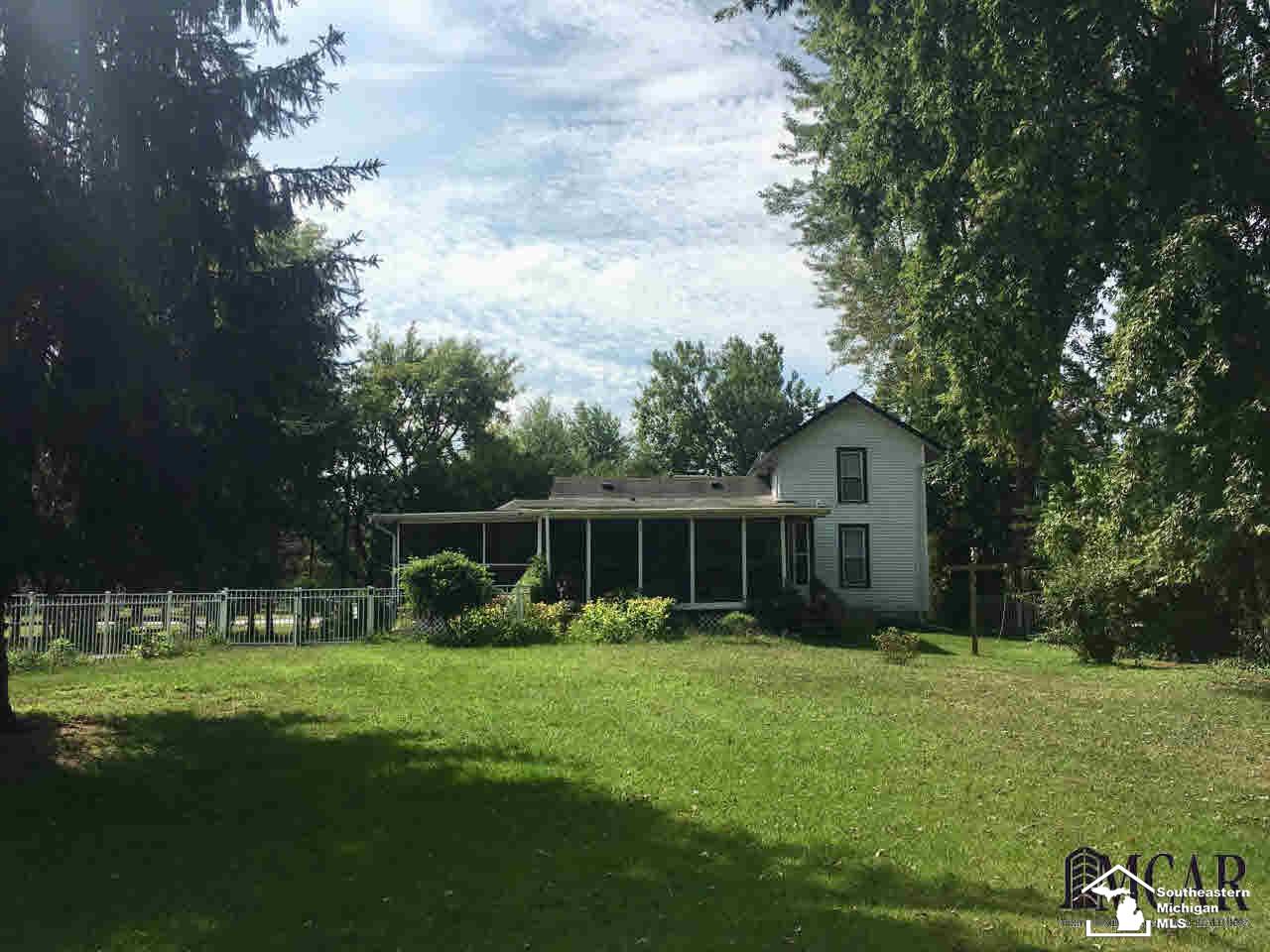 1348 West Temperance Road Temperance, MI 48182 - Photo 9 of 31 21360740-8.JPG