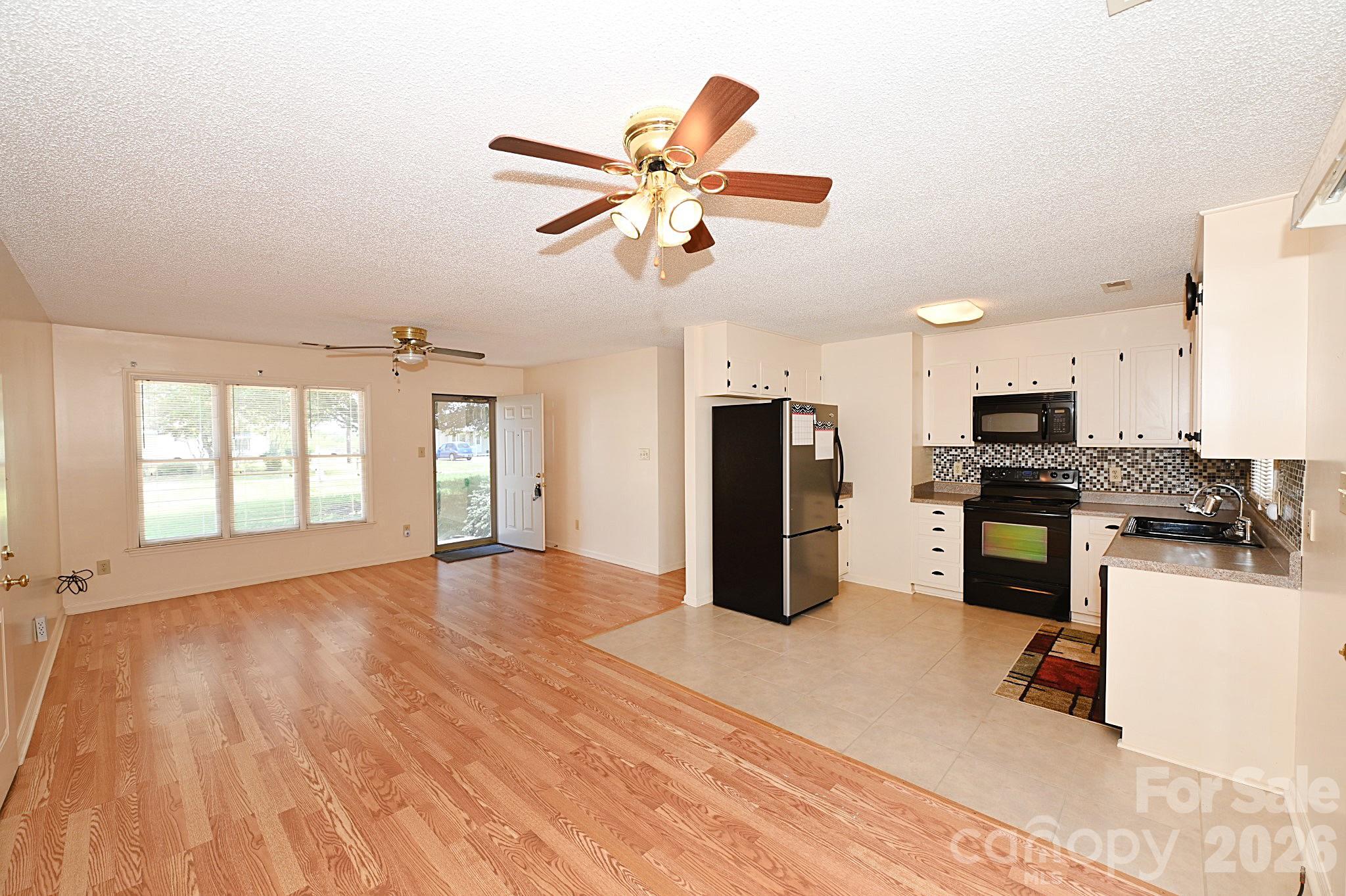 4445 Sulphur Springs Road Northeast Hickory, NC 28601 - Photo 10 of 34