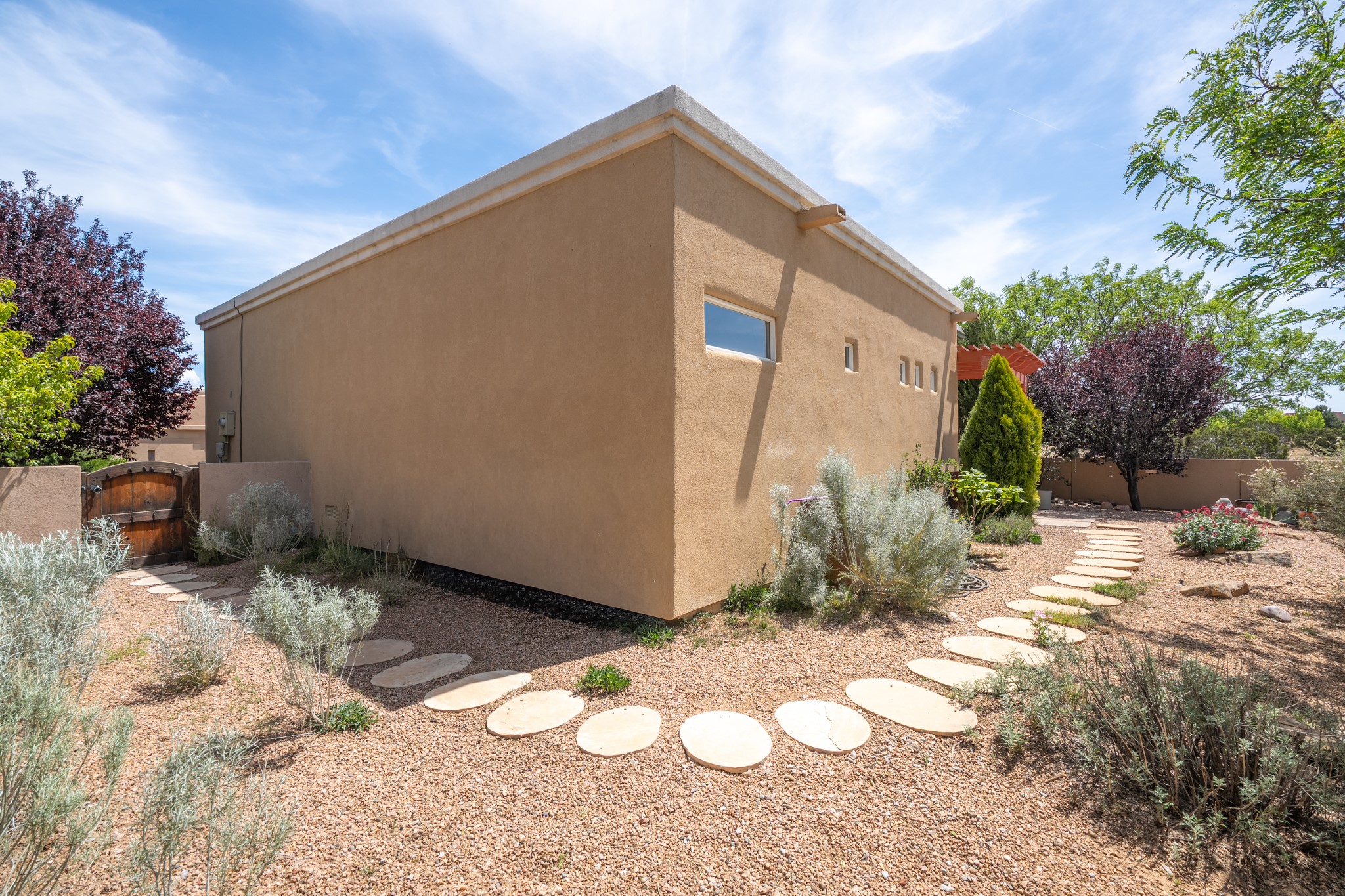2 Mule Deer Road Santa Fe, NM 87508 - Photo 11 of 39