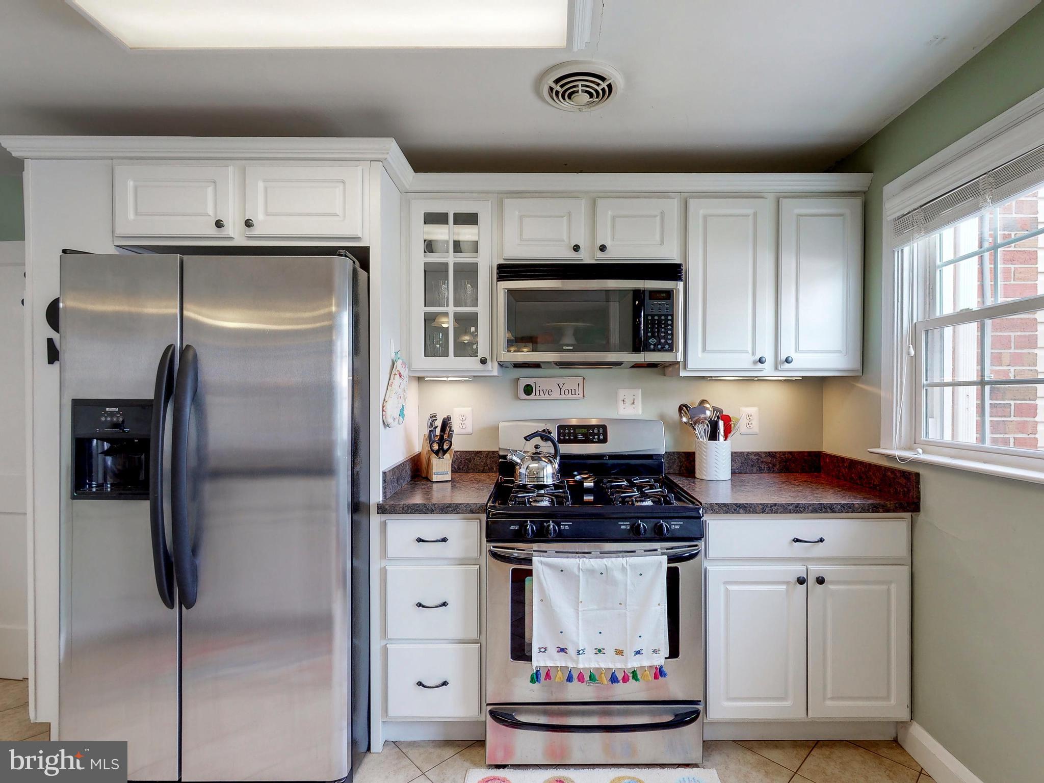 1542 Doxbury Road Towson, MD 21286 - Photo 13 of 41 Gallery Image 13