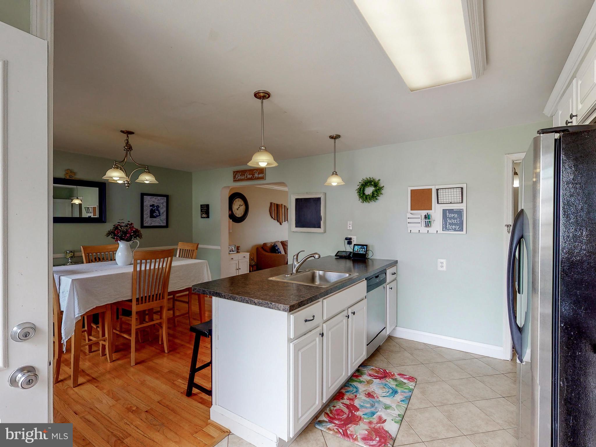 1542 Doxbury Road Towson, MD 21286 - Photo 16 of 41 Gallery Image 16