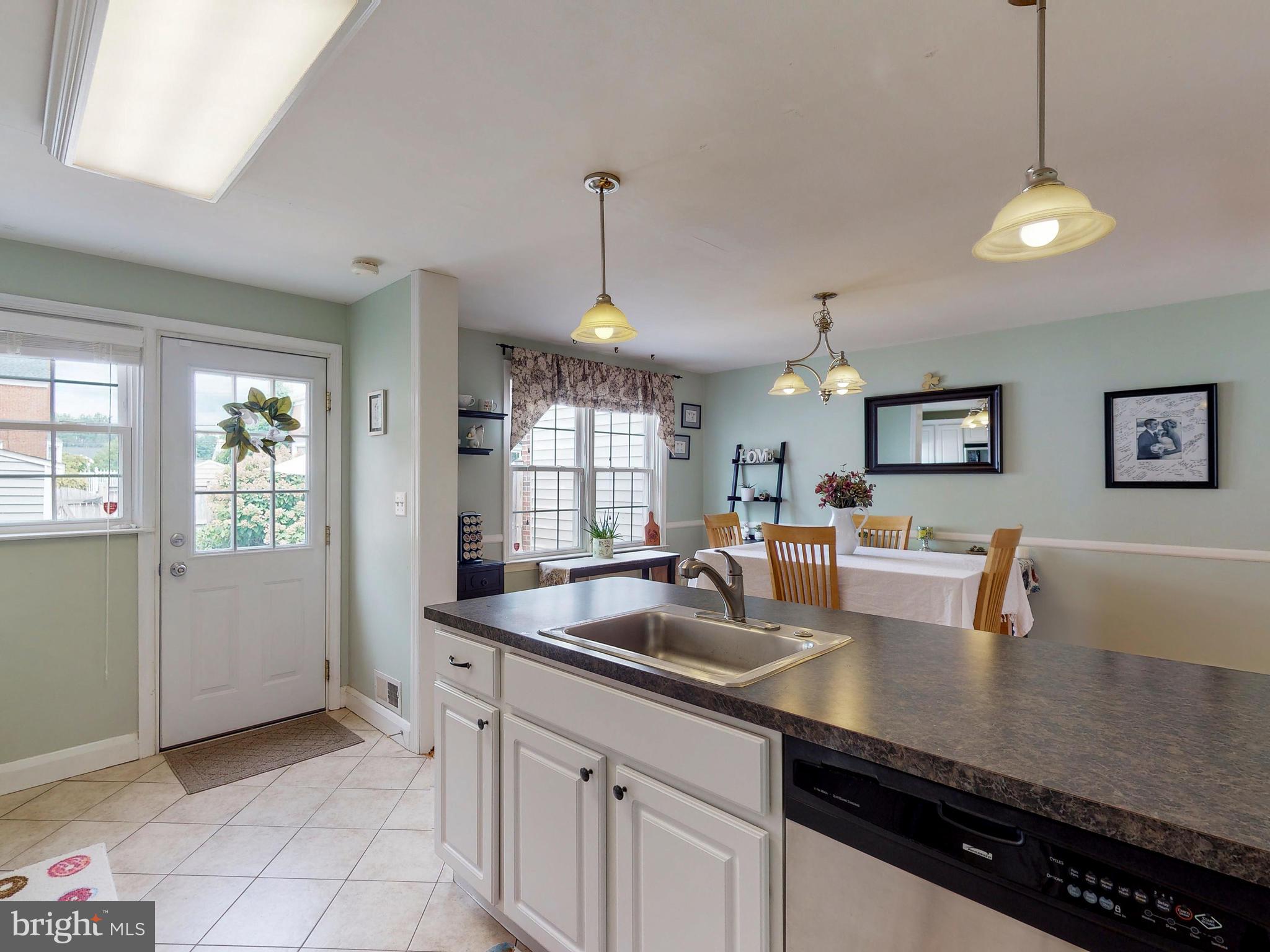 1542 Doxbury Road Towson, MD 21286 - Photo 18 of 41 Gallery Image 18