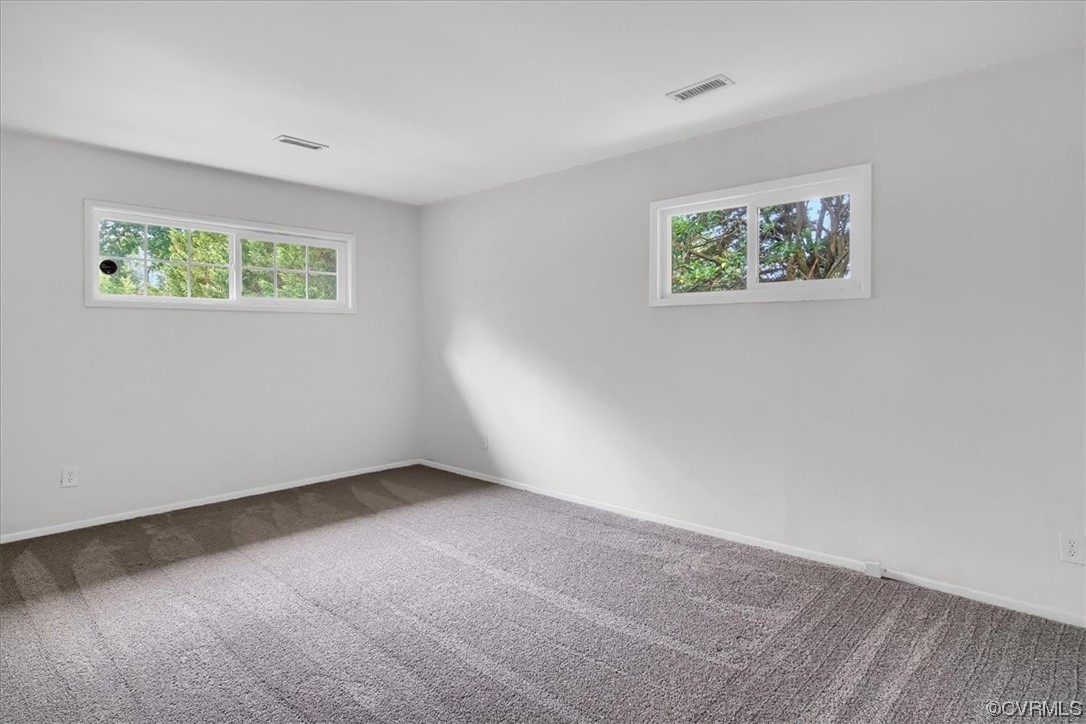 9419 Camrose Road Henrico, VA 23229 - Photo 13 of 29 an empty room with a window
