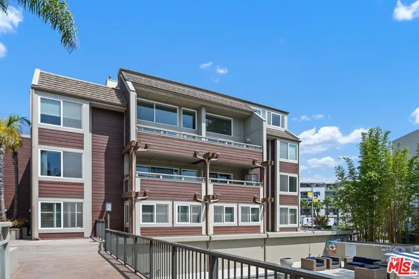 $939,000 | 4200 Vía Dolce, Unit 230, Marina del Rey, CA 90292