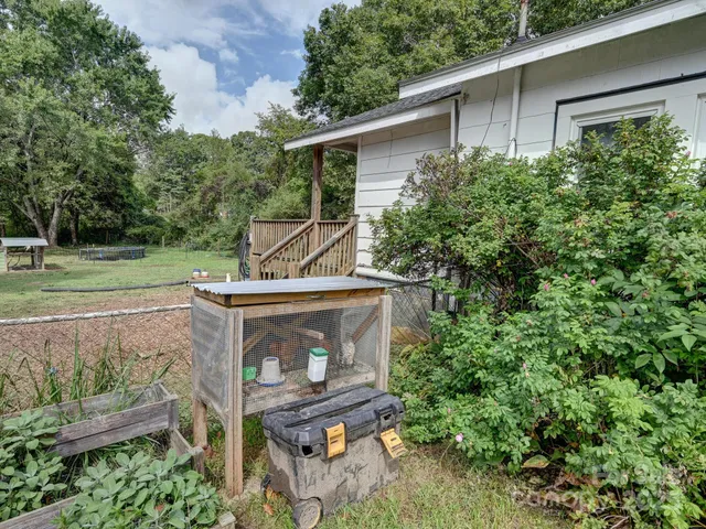 $295,000 | 499 Oak Grove Road, Flat Rock, NC 28731