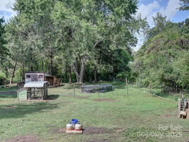 $295,000 | 499 Oak Grove Road, Flat Rock, NC 28731