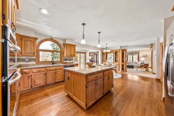 $969,000 | 1775 Derrin Lane, Brookfield, WI 53045