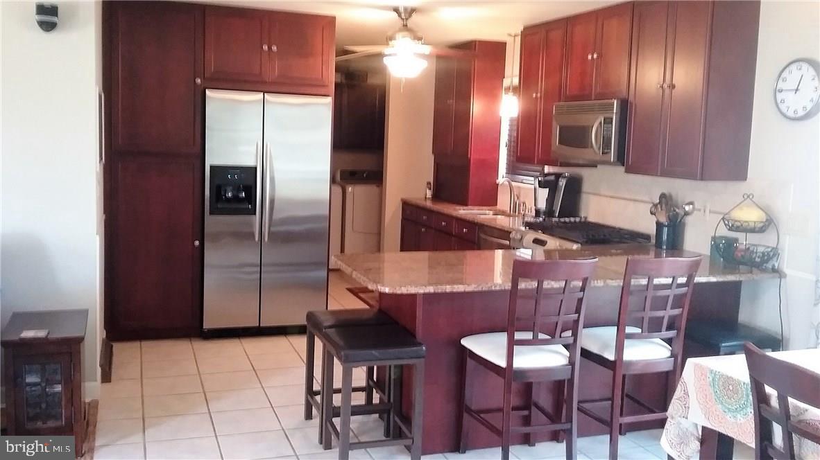 124 Bowsprit Road Manahawkin, NJ 08050 - Photo 8 of 22