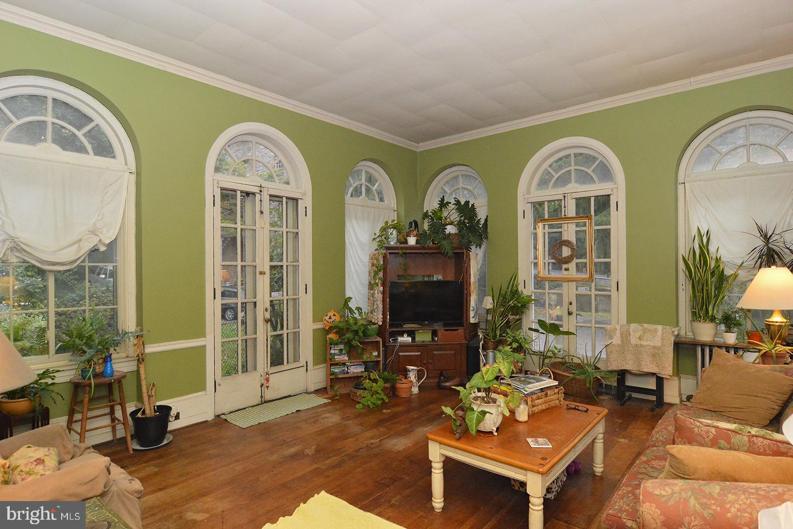 303 Crystal Rock Road Temple, PA 19560 - Photo 13 of 72