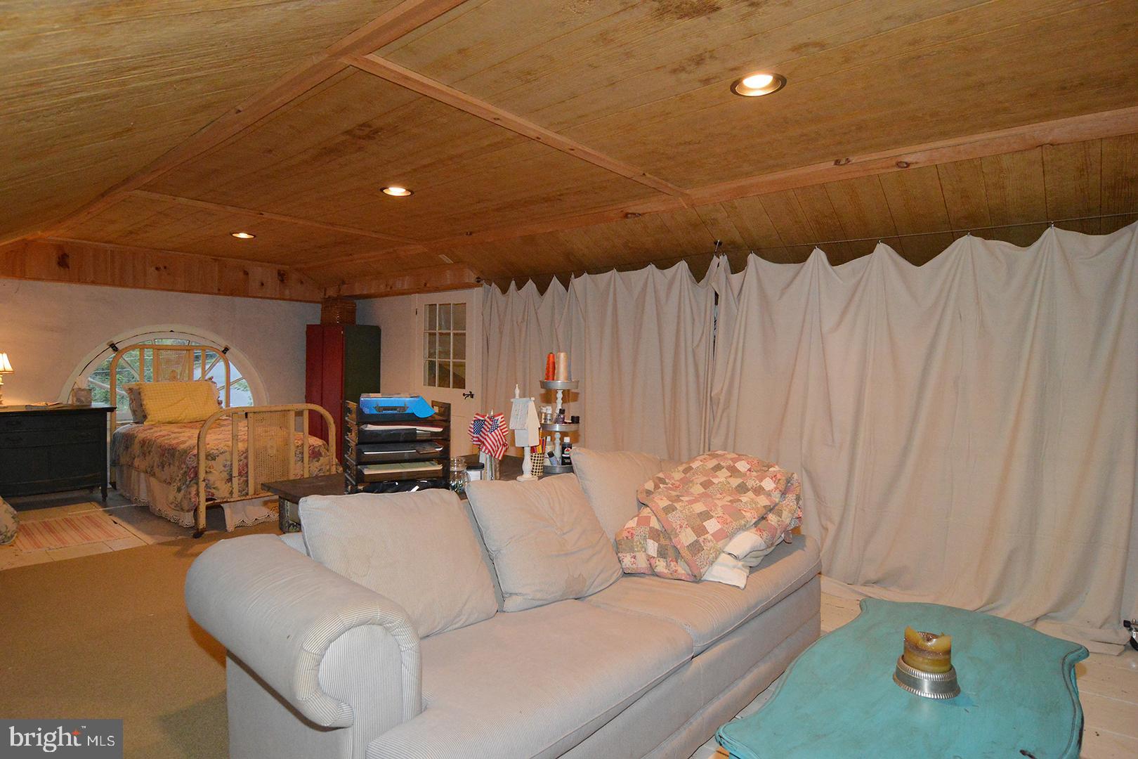 303 Crystal Rock Road Temple, PA 19560 - Photo 44 of 72