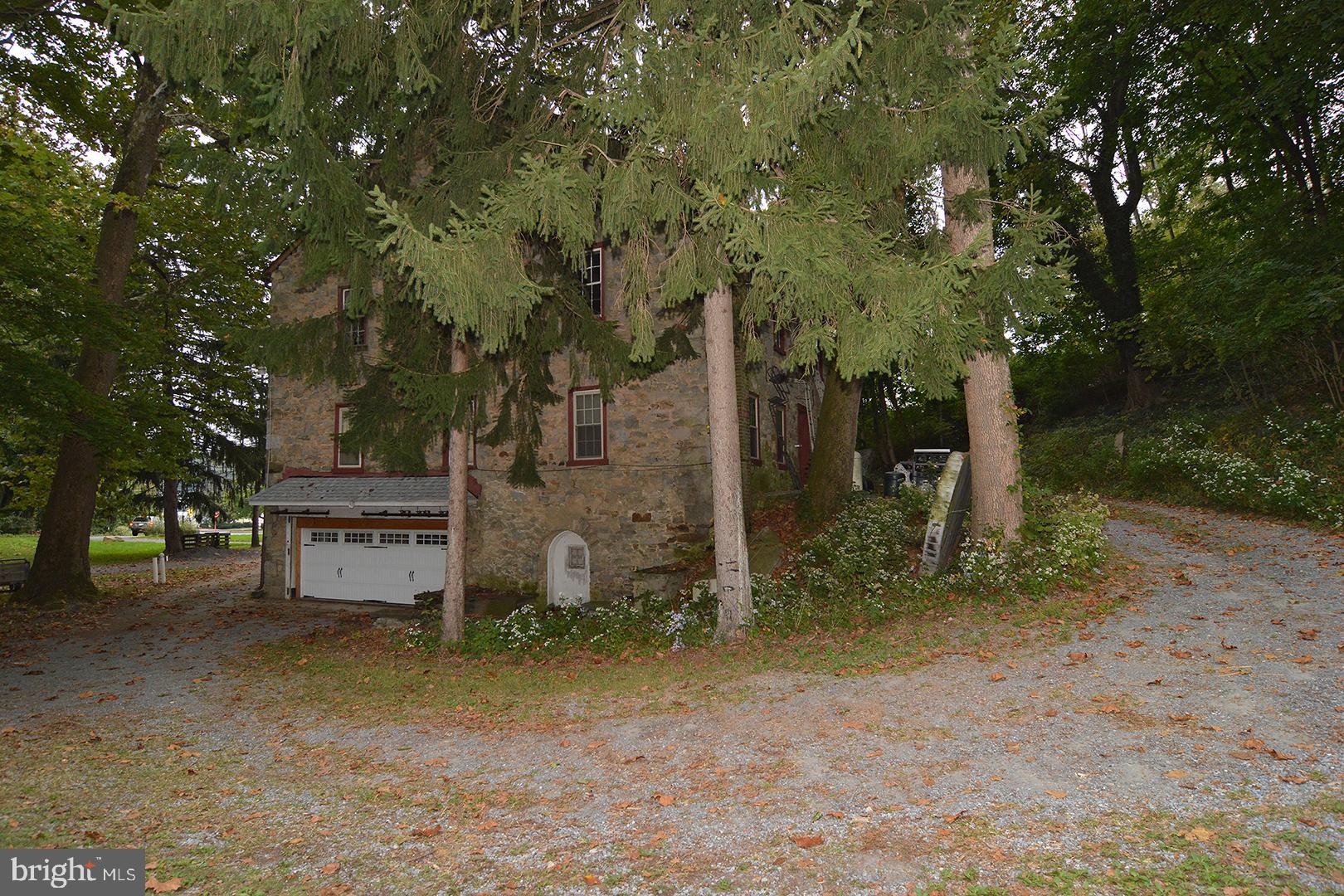303 Crystal Rock Road Temple, PA 19560 - Photo 52 of 72