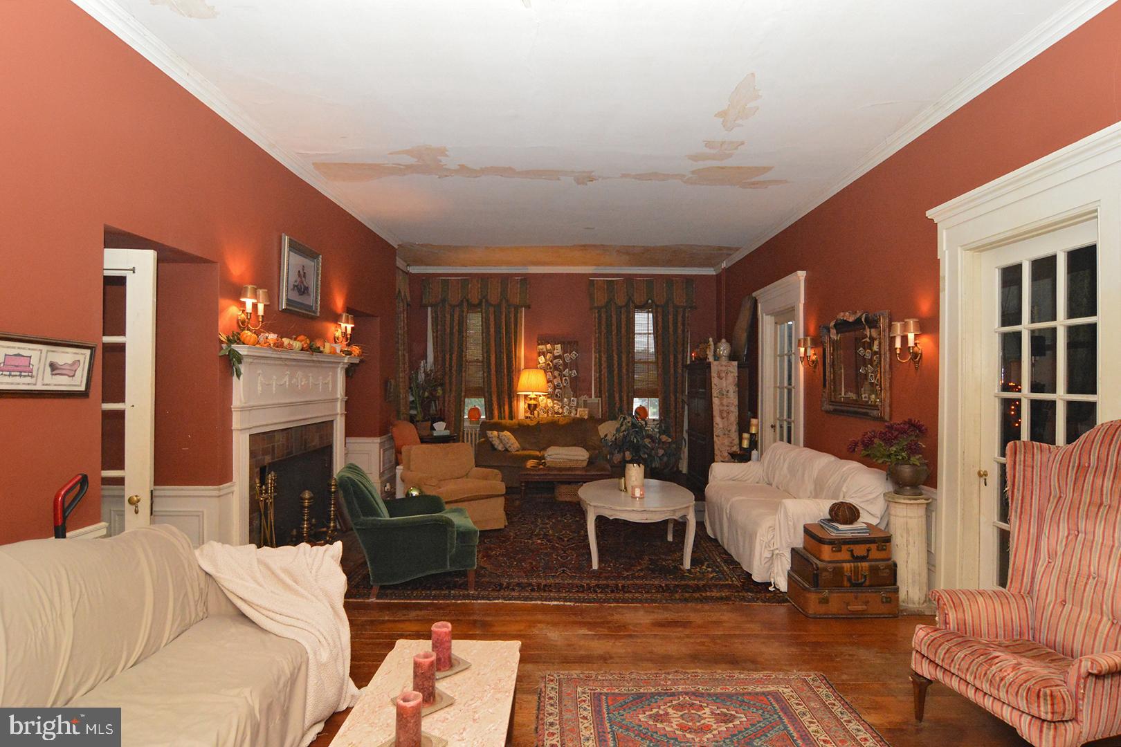 303 Crystal Rock Road Temple, PA 19560 - Photo 10 of 72