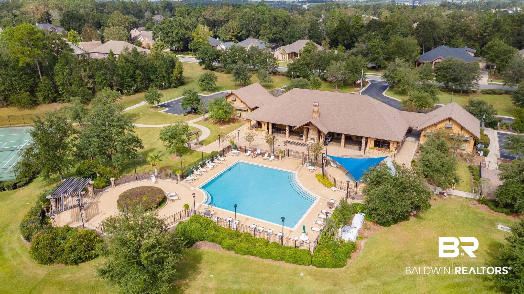 8664 Foxtail Loop Pensacola, FL 32526 - Photo 59 of 64 Bird's eye view of a pool