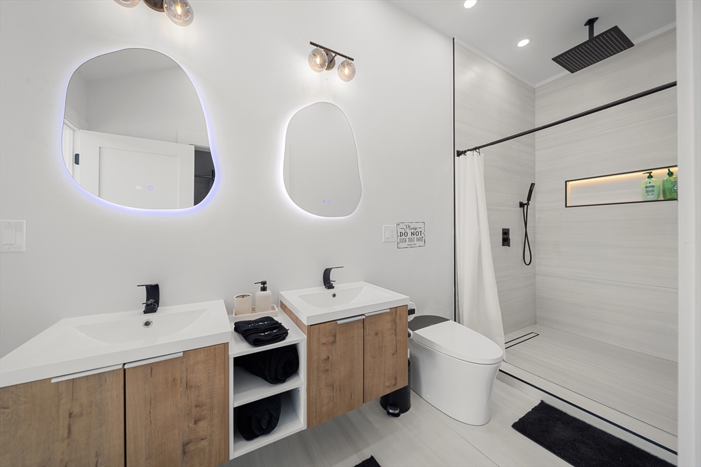 263 Princeton Street Boston, MA 02128 - Photo 12 of 19