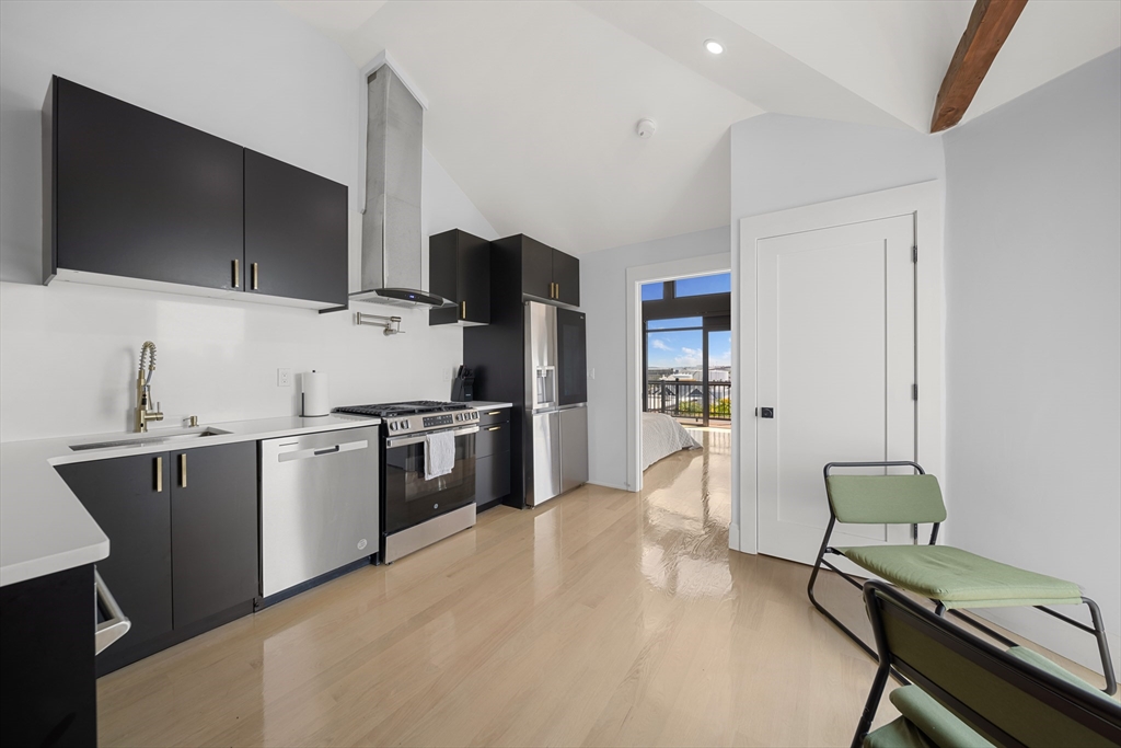 263 Princeton Street Boston, MA 02128 - Photo 3 of 19