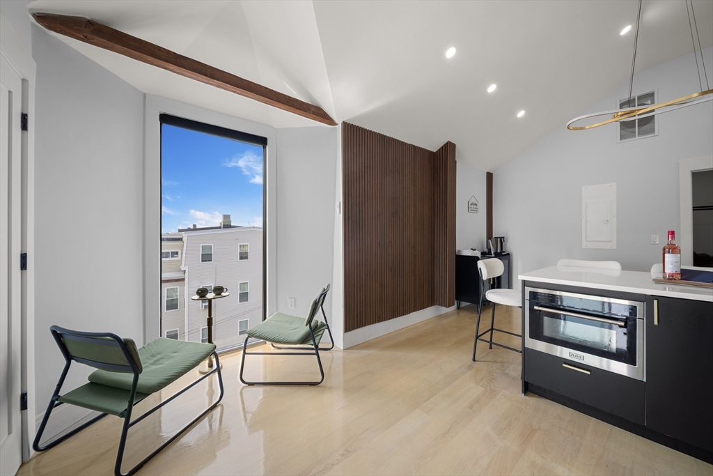 263 Princeton Street Boston, MA 02128 - Photo 5 of 19