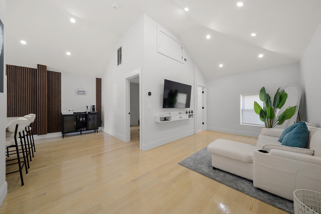 263 Princeton Street Boston, MA 02128 - Photo 10 of 19