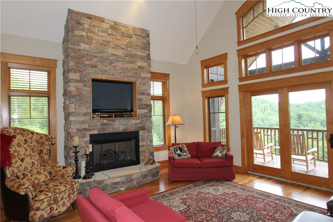 243 South Camp Road, Unit 401 Boone, NC 28607 - Photo 12 of 27 Gallery Image 12