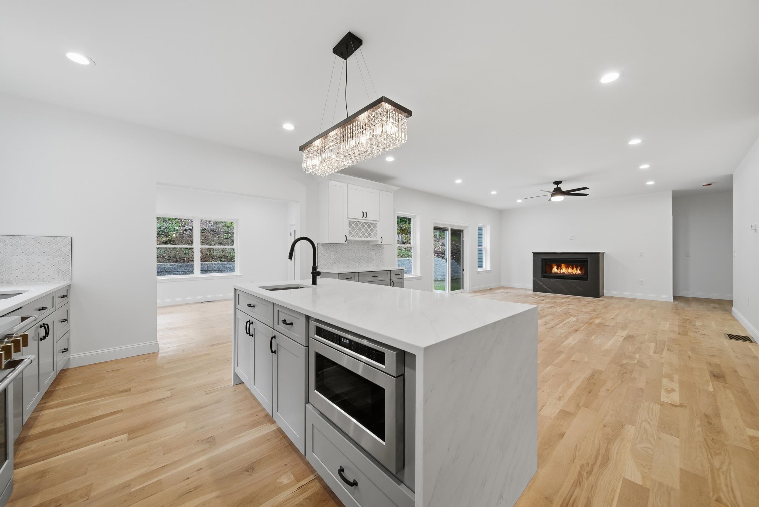 6 Eastview Road Derry, NH 03038 - Photo 16 of 59 Gallery Image 16
