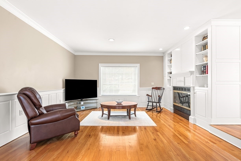 2 Liberty Lane Lynnfield, MA 01940 - Photo 11 of 34