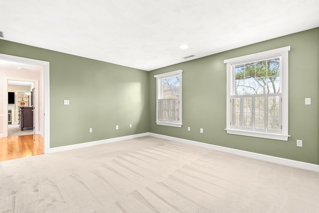 2 Liberty Lane Lynnfield, MA 01940 - Photo 21 of 34
