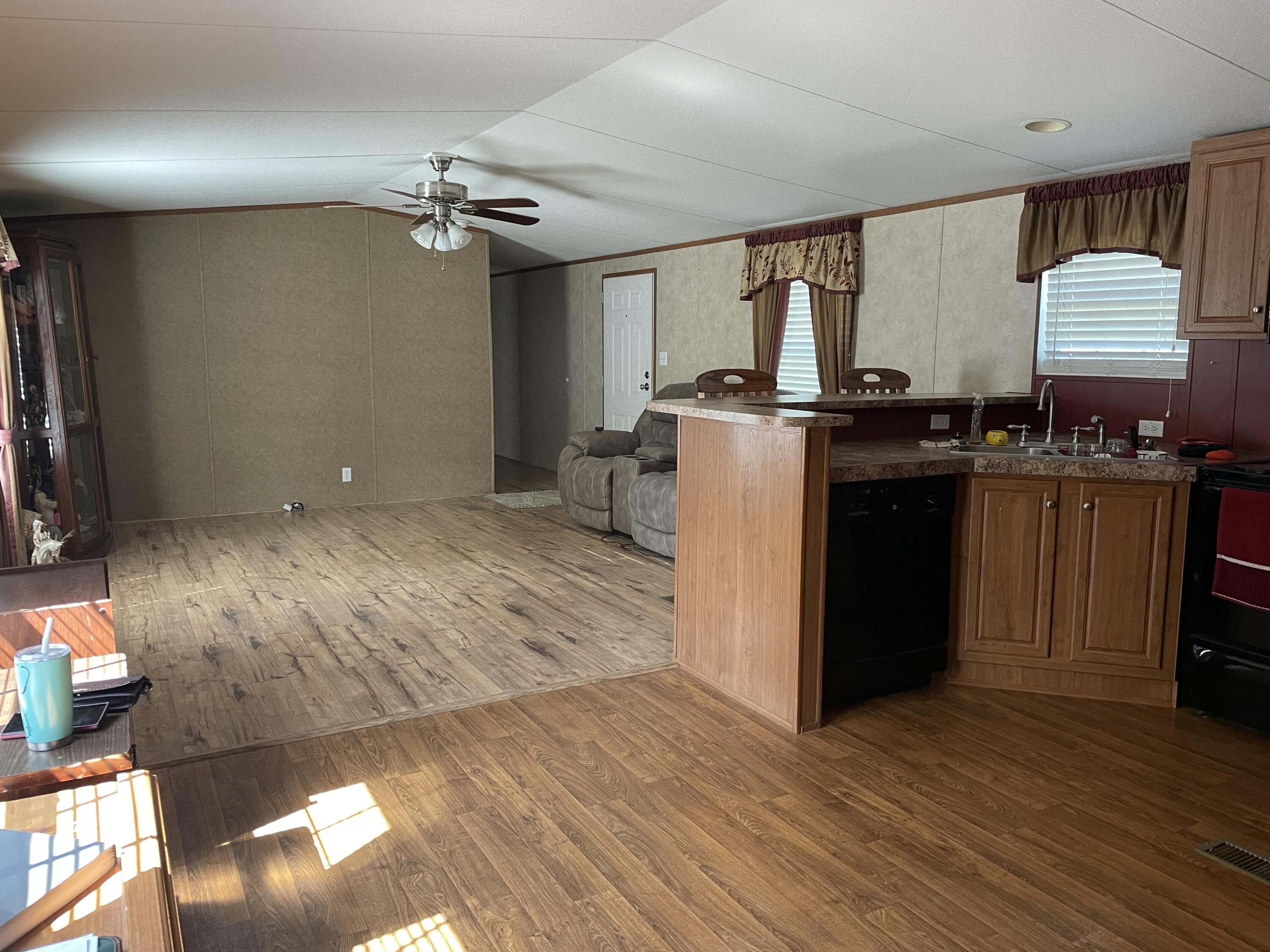 105 Hallies Road Covington, VA 24426 - Photo 6 of 21 IMG_8416