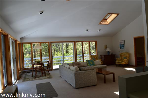 458 County Road Oak Bluffs, MA 02557 - Photo 6 of 18 Gallery Image 6