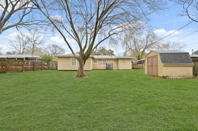 $1,595 | 728 22nd Avenue North, Texas City, TX 77590