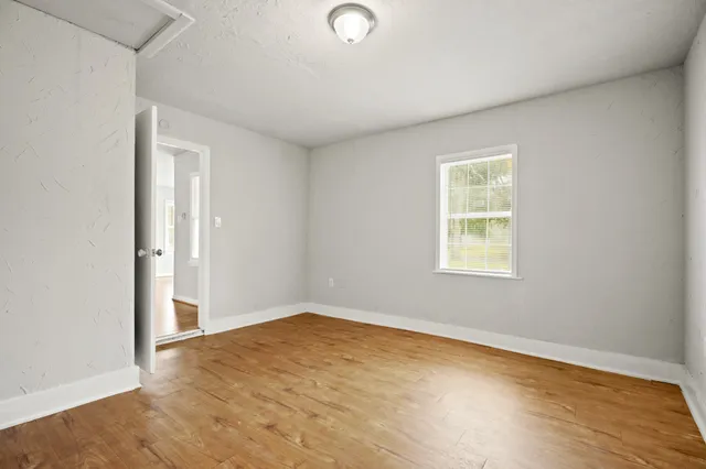 $1,595 | 728 22nd Avenue North, Texas City, TX 77590