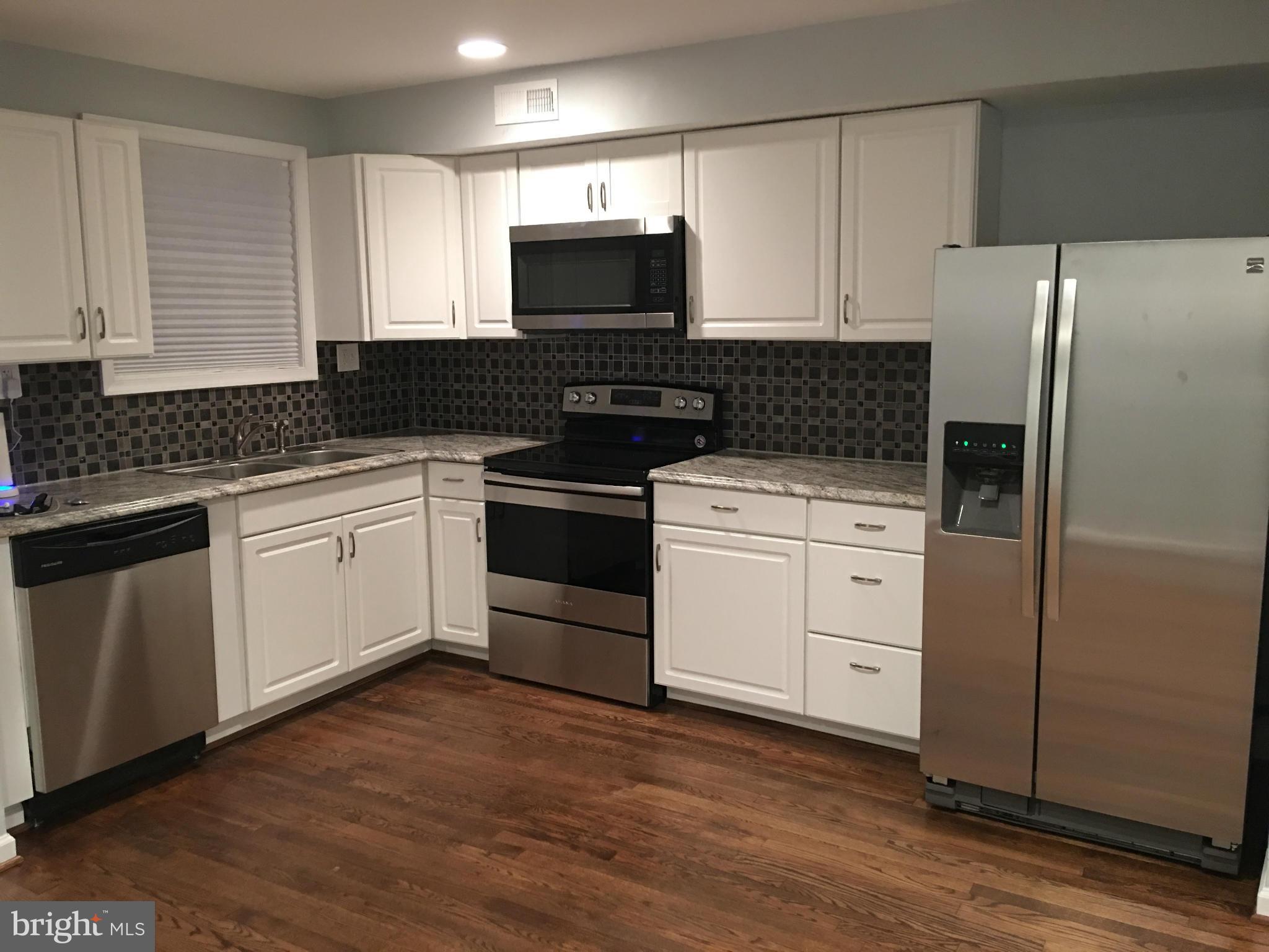 211 West Meadow Road Baltimore, MD 21225 - Photo 12 of 23 Kitchen
