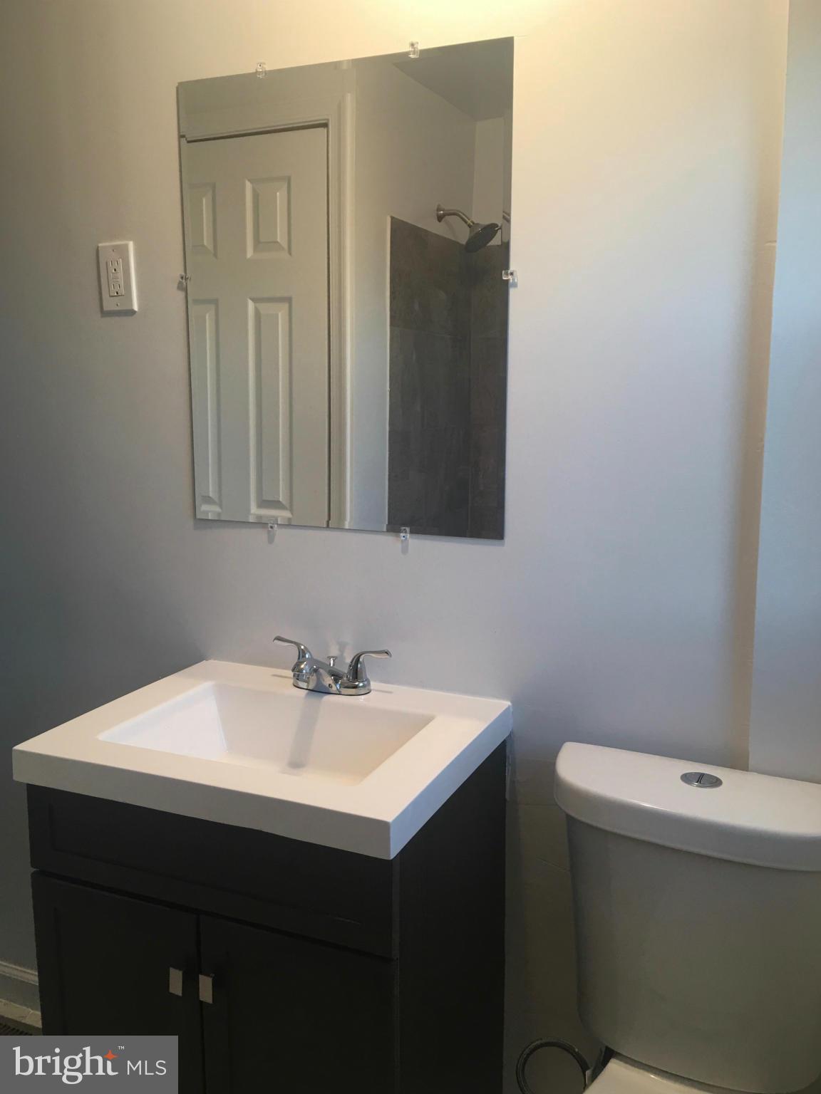 211 West Meadow Road Baltimore, MD 21225 - Photo 16 of 23 Bath