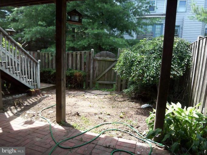 2252 Conquest Way, Unit 25 Odenton, MD 21113 - Photo 12 of 16 Back yard