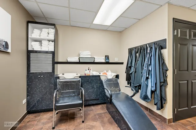 $449,000 | 15126 South Cicero Avenue, Oak Forest, IL 60452