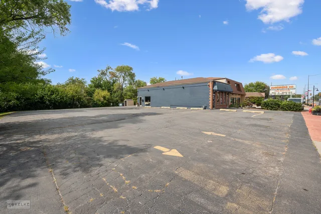 $449,000 | 15126 South Cicero Avenue, Oak Forest, IL 60452